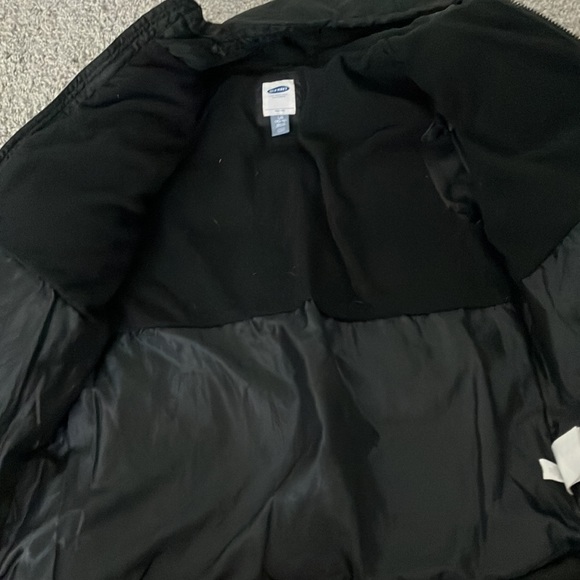 Brand new boys old navy puffer jacket. - Picture 2 of 3